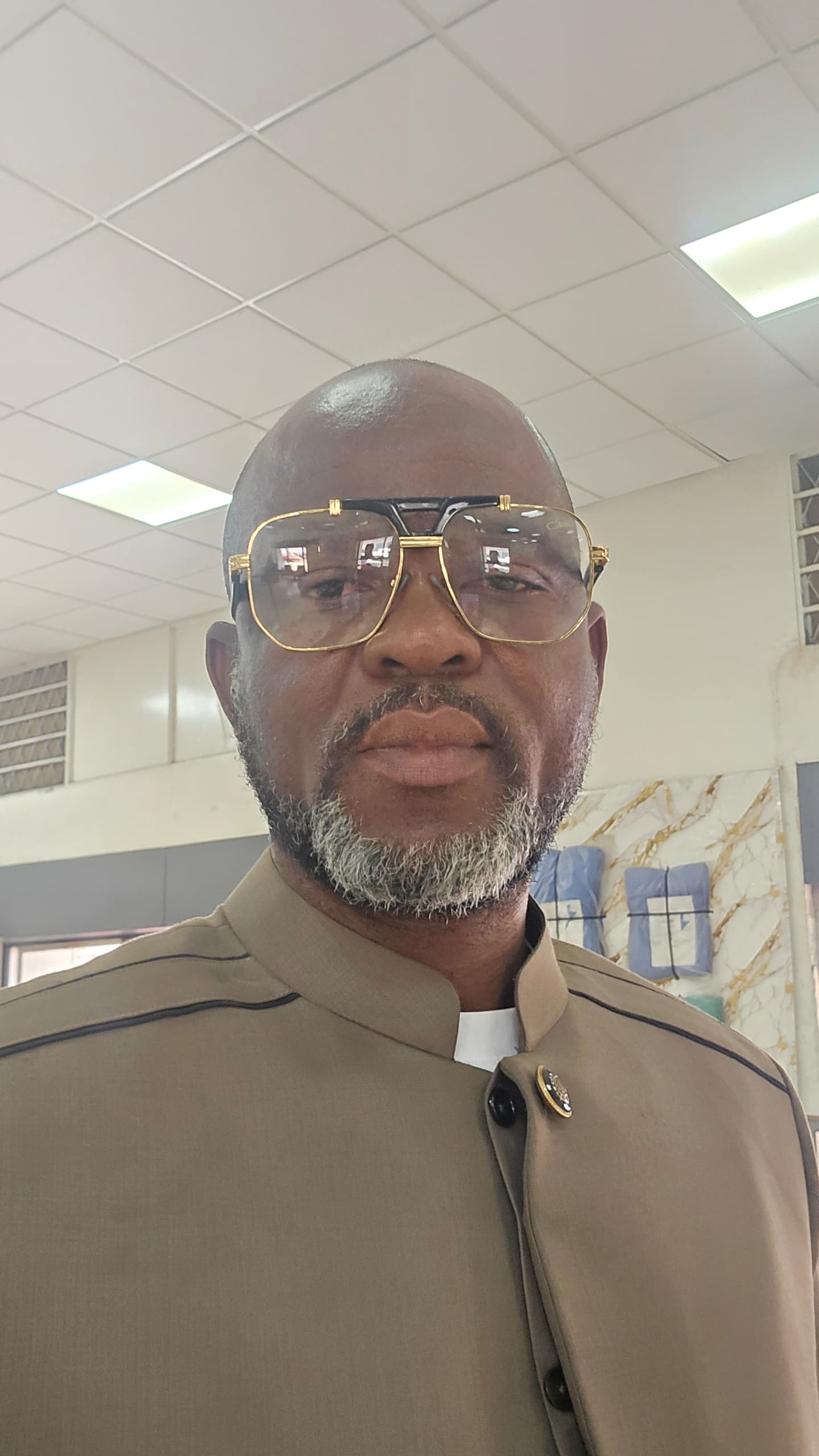 Infrastructures / Exclusion Spatiale : les responsabilités sont partagées.   " Les ingénieurs et Architectes sont cruciaux pour Kinshasa " , EFABIEL NSABATIAN Ingénieur en BTP.